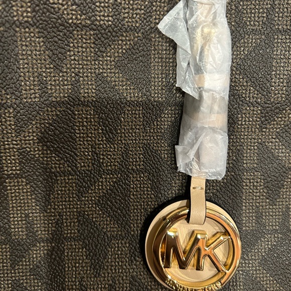 New Michael Kors Large Zip Top Tote Bag